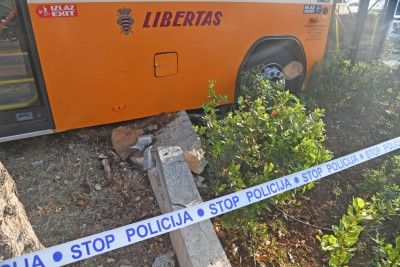 UKRADENI BUS - SREBRENO, 05.09.2019.BY ZT - (19).JPG